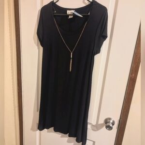TMG Black T-shirt Short Sleeve Swing Dress With Gold Necklace Size Large